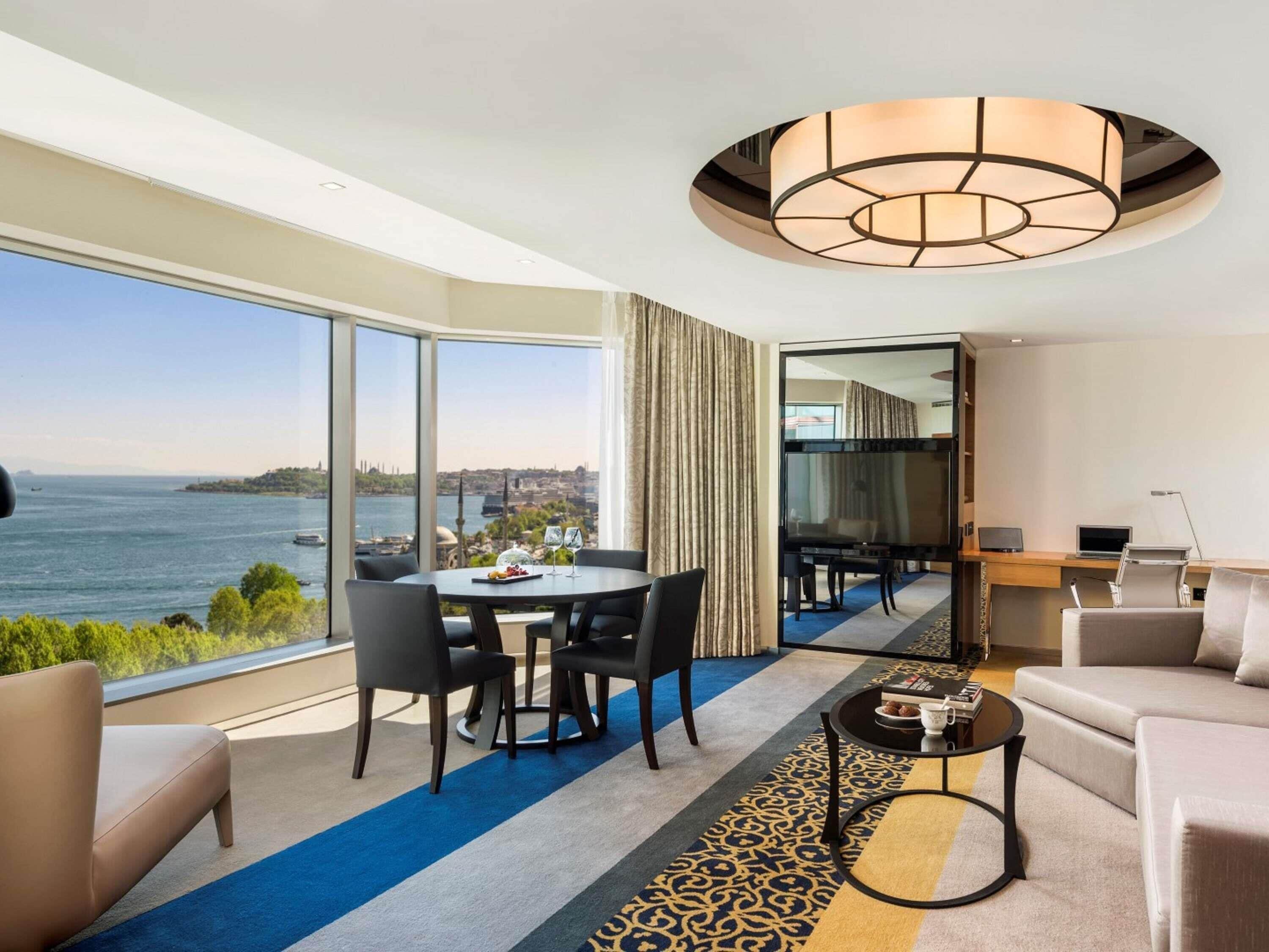 Suite Deluxe, 1 très grand lit et 1 canapé-lit (Bosphorus View)