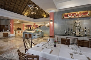 Colazione a buffet inclusa, servita tutte le mattine