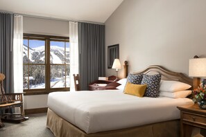 Premium bedding, pillow-top beds, in-room safe, laptop workspace