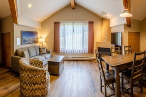 Suite, 1 chambre | Restauration | Spécialités Cuisine américaine