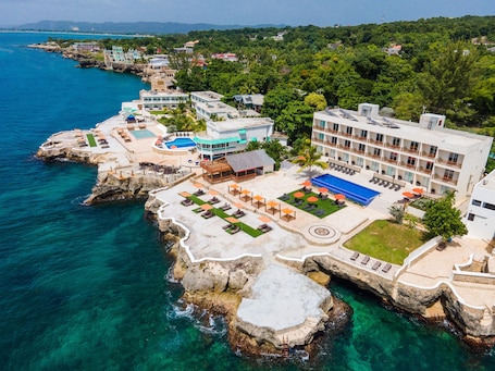 Aerial view. Samsara Cliff Resort
