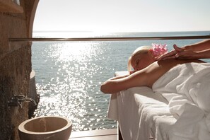 Couples treatment room(s), body treatments, body wraps, body scrubs