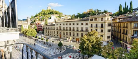 Superior Triple Room (Exterior) | In-room safe, desk, laptop workspace, soundproofing