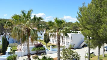 Habitació triple estàndard, balcó | Vista des de l'habitació