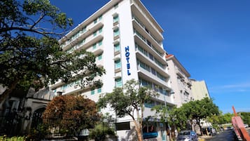 Πρόσοψη καταλύματος