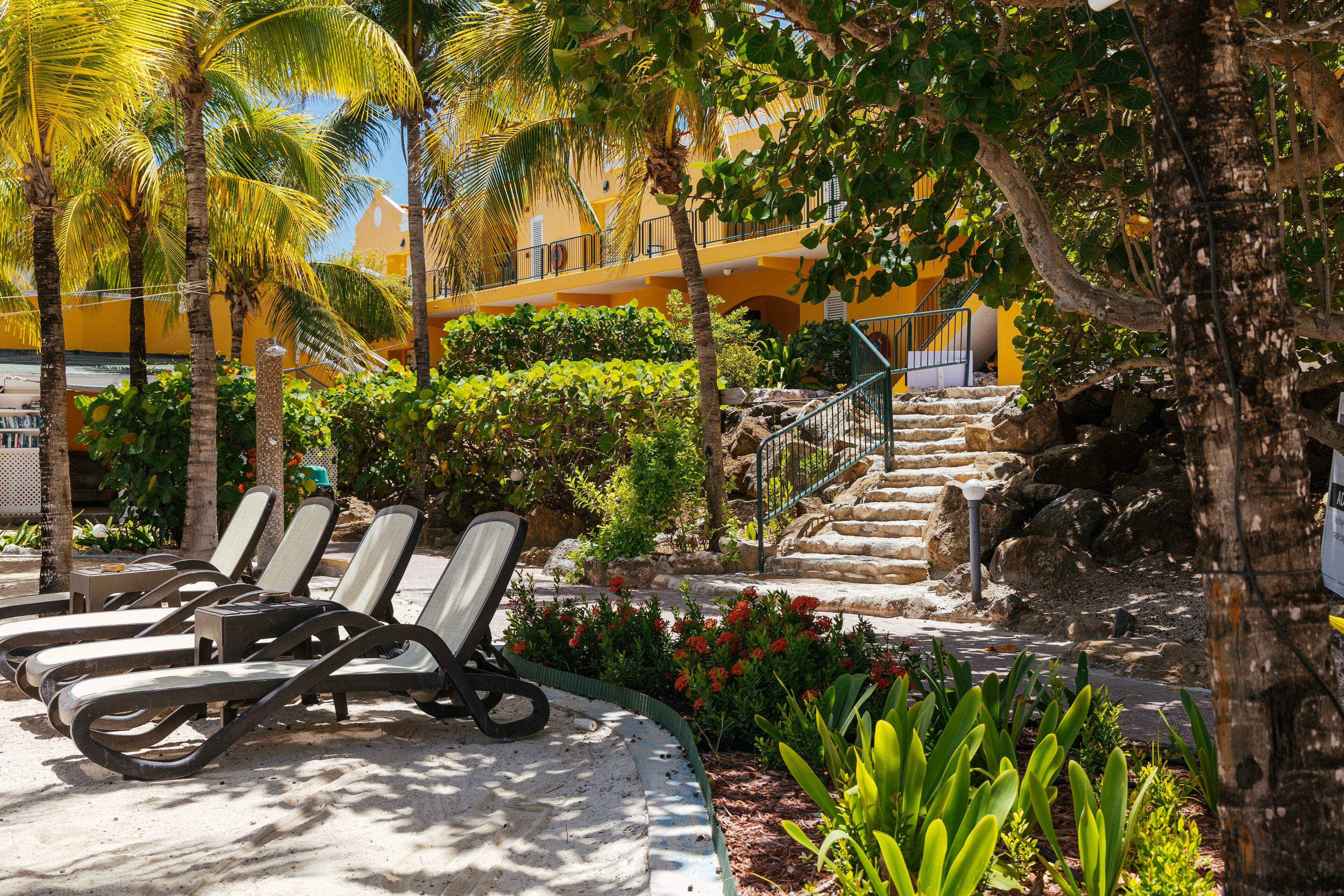 Curacao blue metal sun lounger hotsell