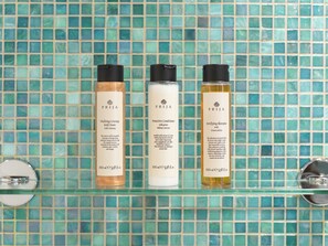 Bathroom amenities
