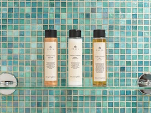 Bathroom amenities
