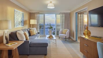 1 bedroom, premium bedding, in-room safe, desk