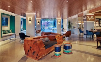Hotel entrance and lobby at Viceroy Santa Monica