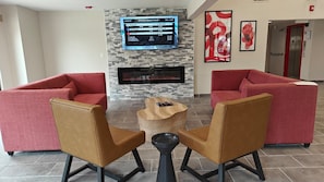 Lobby sitting area - Hawthorn Extended Stay by Wyndham DFW Airport North (Irving)