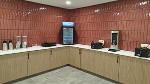 Free daily on-the-go breakfast  - Hawthorn Extended Stay by Wyndham DFW Airport North (Irving)