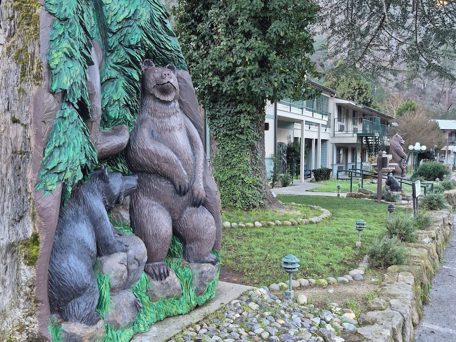 Vista frontal de la propiedad