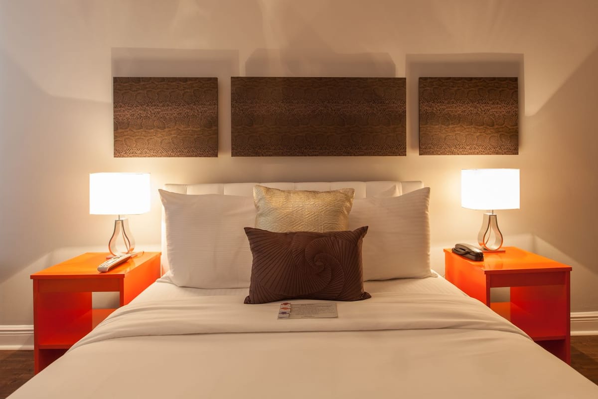 Deluxe Room, 1 Queen Bed