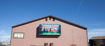 Bryce View Lodge, part of the Ruby’s Inn Resort