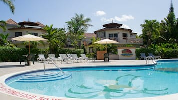 2 outdoor pools, pool umbrellas, pool loungers