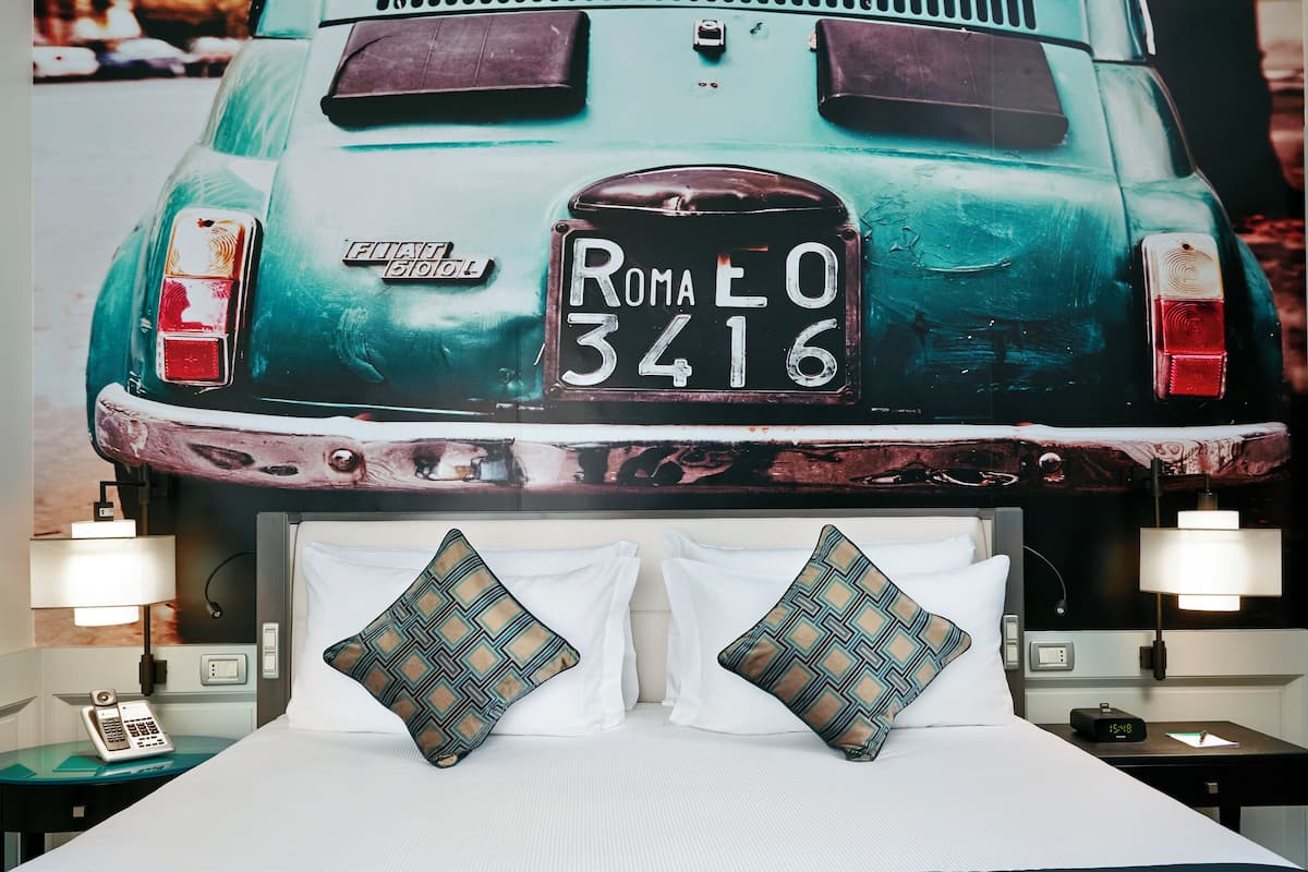 Premium bedding, down duvets, minibar, in-room safe