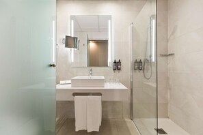Eco-friendly toiletries, hair dryer, towels