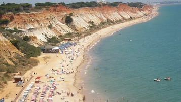 Vlak bij het strand, een gratis shuttleservice van/naar het strand