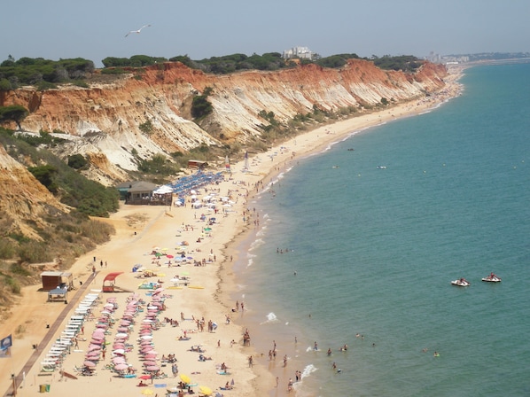 Plage à proximité, navette gratuite vers la plage