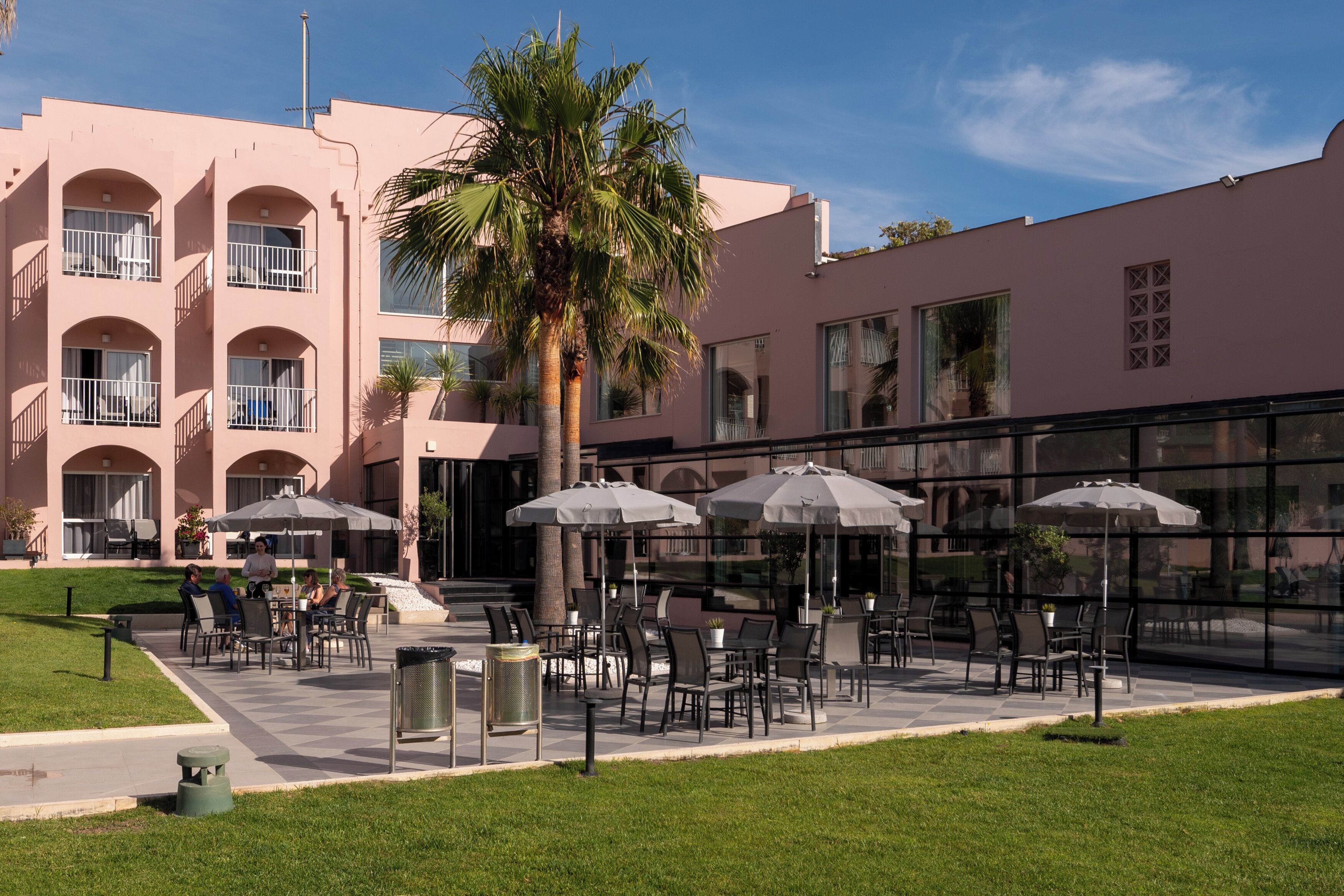 Bar à beira da piscina