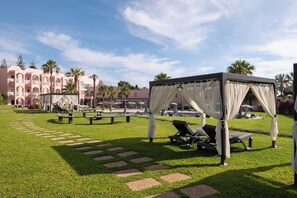 Couples treatment room(s), sauna, hot tub, steam room - Vila Gale Collection Praia Hotel (Albufeira)