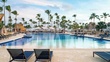 3 outdoor pools