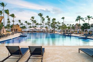 3 outdoor pools