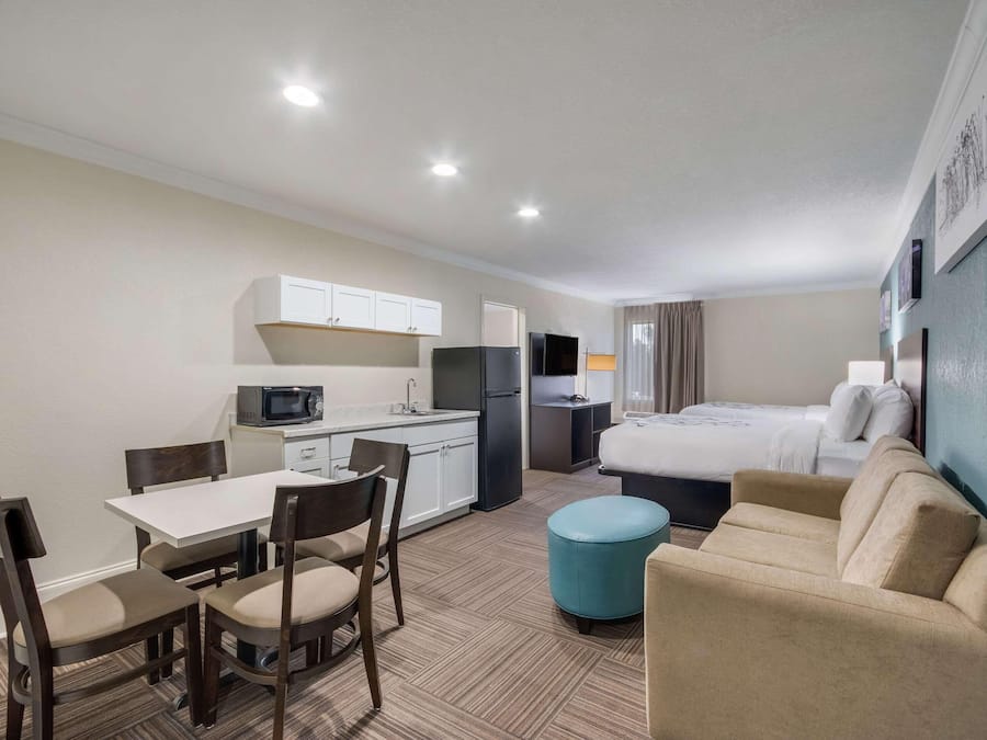 Escrivaninha, espaço de trabalho para notebook