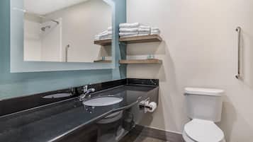 Suite, Multiple Beds, Non Smoking (with Sofabed) | Bathroom | Combined shower/tub, free toiletries, hair dryer, towels