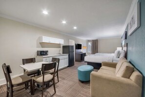 Suite, Multiple Beds