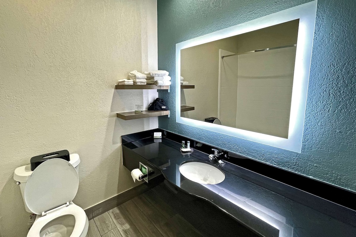 Combinazione doccia/vasca, set di cortesia gratuito, asciugacapelli