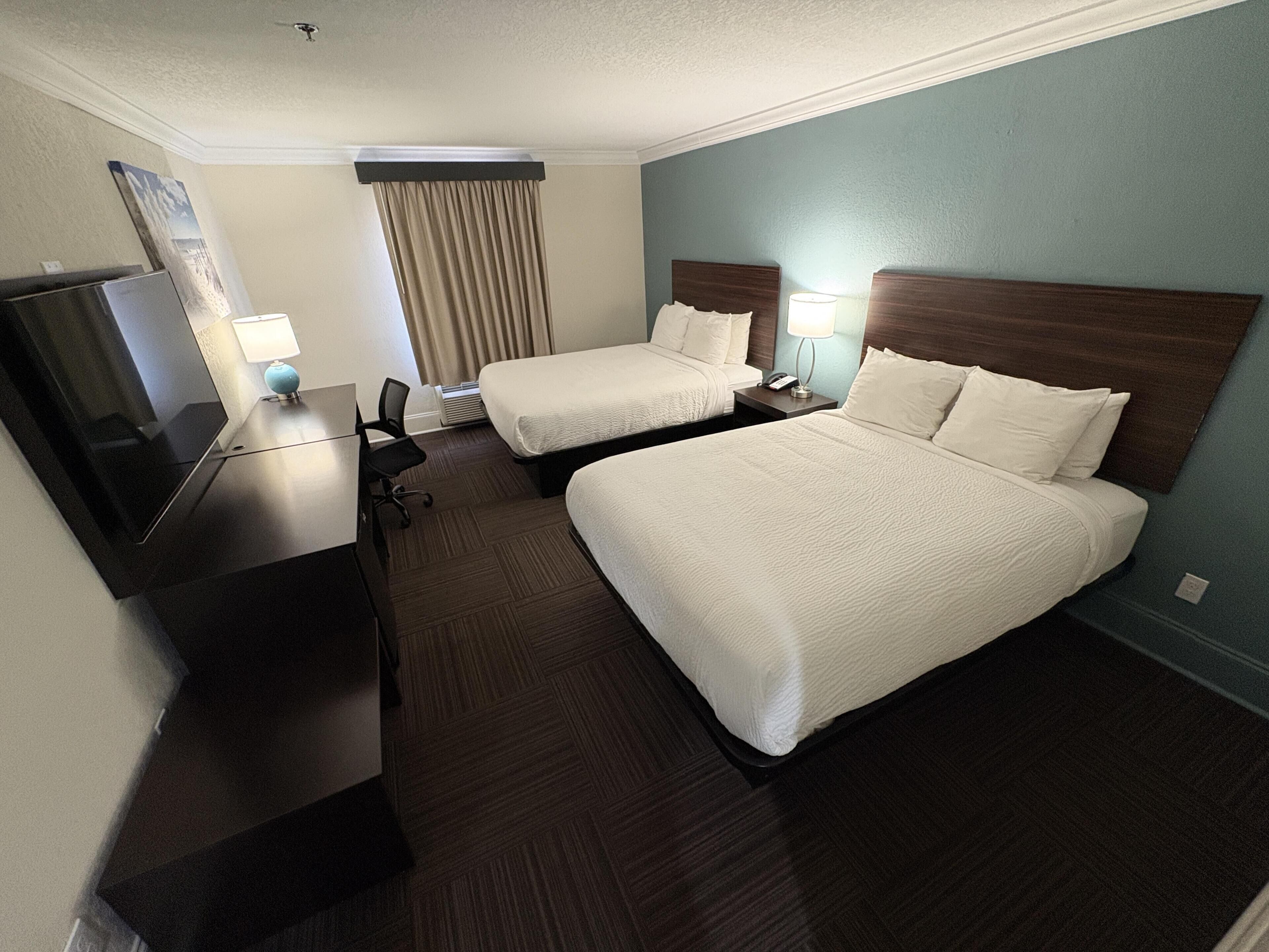 Suite, 2 camas Queen size, para no fumadores (with Sofabed) | Escritorio y espacio para trabajar con laptop 