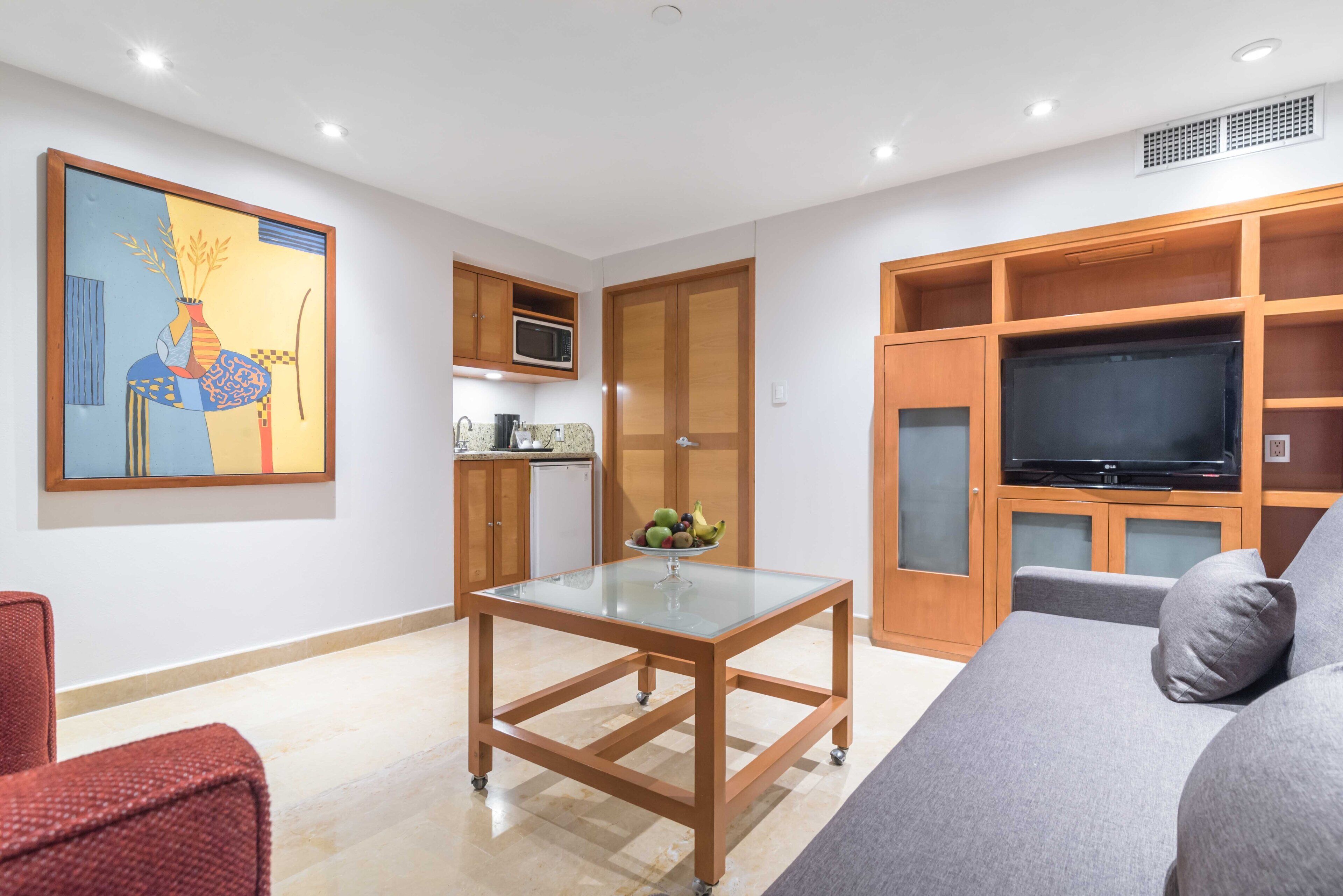 1 bedroom, in-room safe, desk, soundproofing