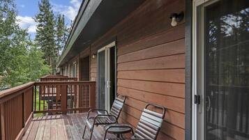 Junior-sviitti | Näkymä parvekkeelta