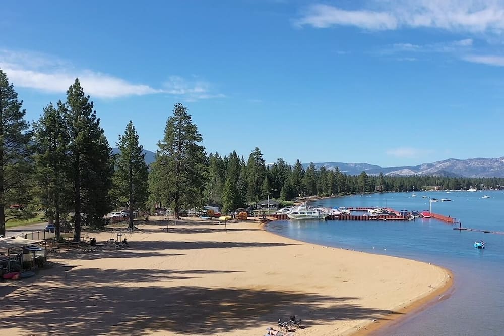 3 Peaks Resort & Beach Club