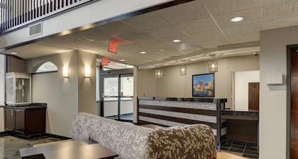 Drury Inn & Suites Columbus Dublin