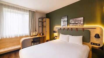 Next Generation, Habitación estándar, 1 cama doble | Ropa de cama de alta calidad, caja fuerte, escritorio