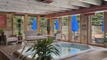 Bain à remous intérieur