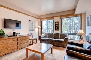 Studio (Condominium) | Individually decorated, individually furnished, iron/ironing board