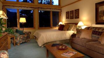 Individuell dekoriert, individuell eingerichtet, Bügeleisen/Bügelbrett