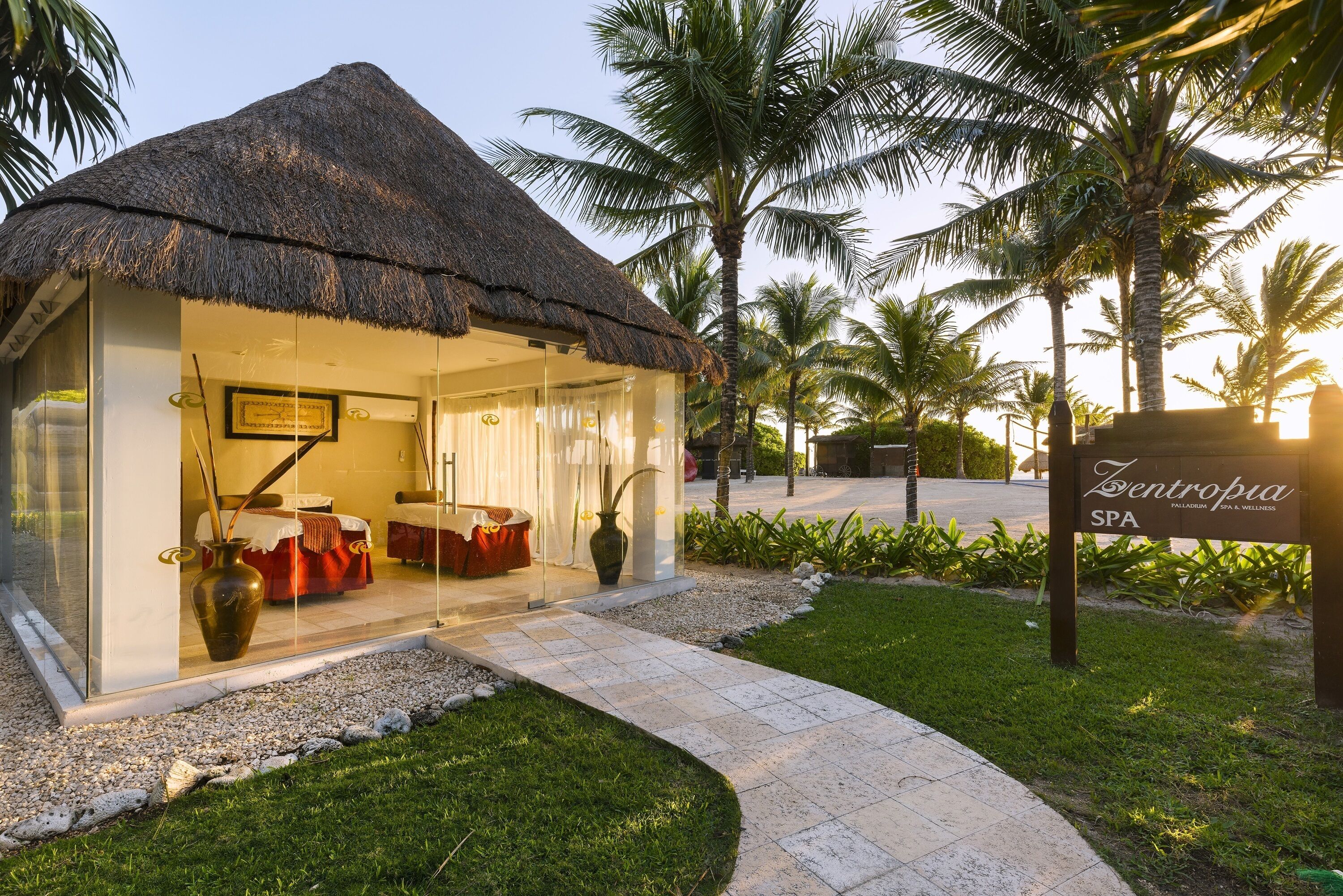 Photo - Grand Palladium Kantenah Resort & Spa - All Inclusive