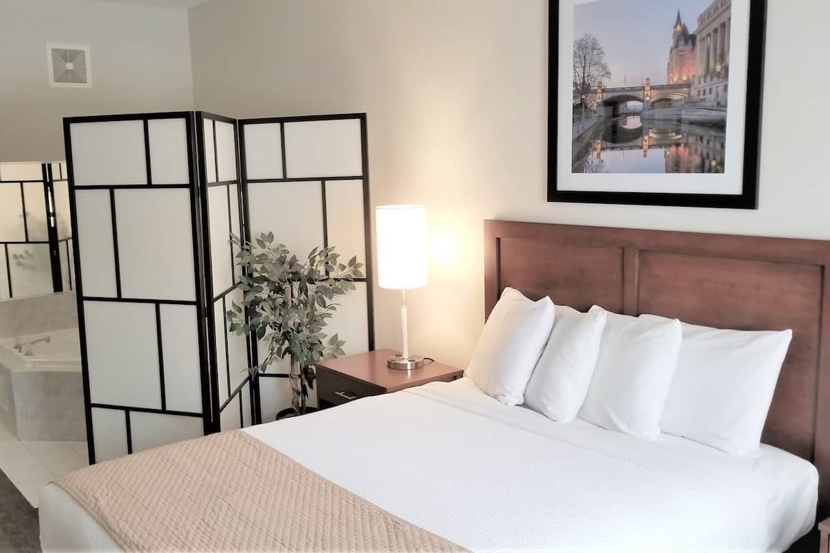 desk, iron/ironing board, free cots/infant beds, rollaway beds