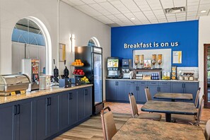 Petit déjeuner continental compris