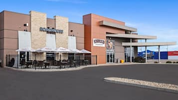 บริเวณภายนอก