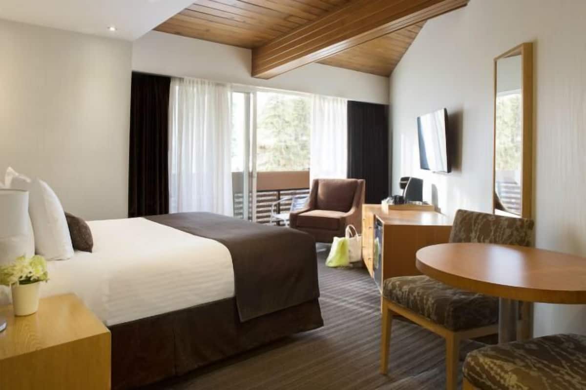 1 chambre, coffres-forts dans les chambres, fer et planche à repasser