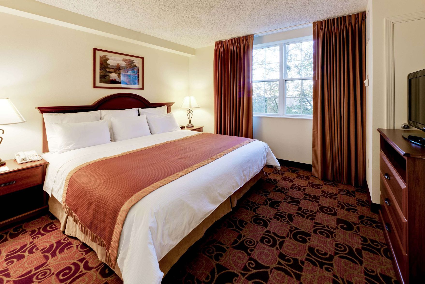 1 bedroom, premium bedding, pillow-top beds, in-room safe