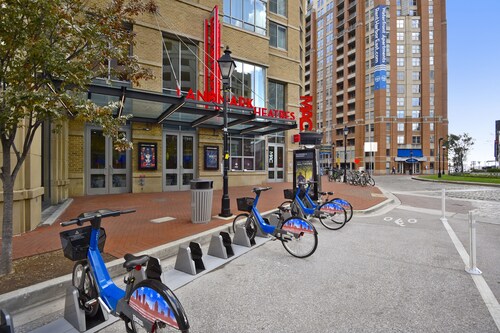 Lancaster Square by Bridgestreet