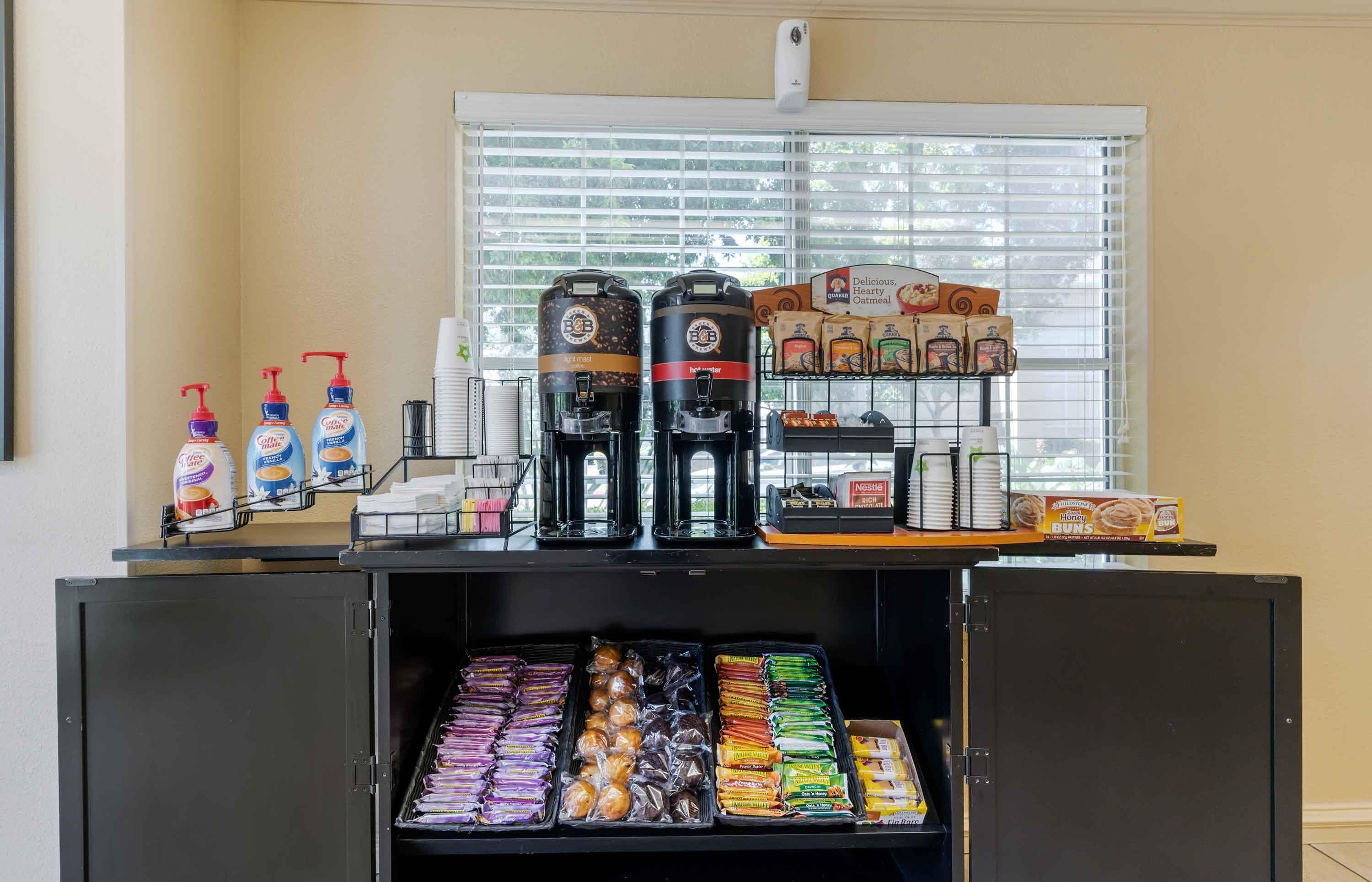 Free daily on-the-go breakfast