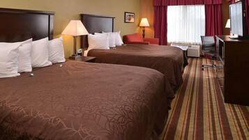 Tilam berlapik, langsir/tirai gelap terus, seterika/papan seterika